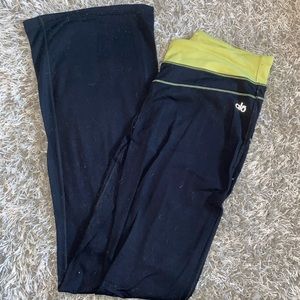 Alo yoga pants
